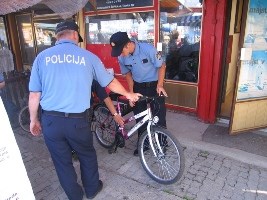 Slika PU_VS/Akcije/Biciklisti u prometu/Registracija bicikla 2.jpg